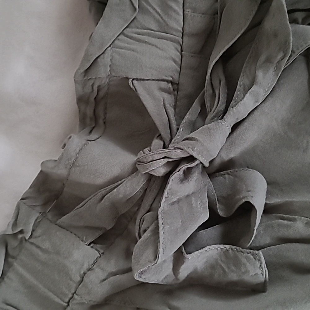 🔶️5 for $30🔶️  Olive Lightweight Shorts - Picture 5 of 5